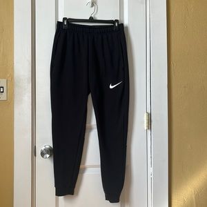 Nike sweats size small
